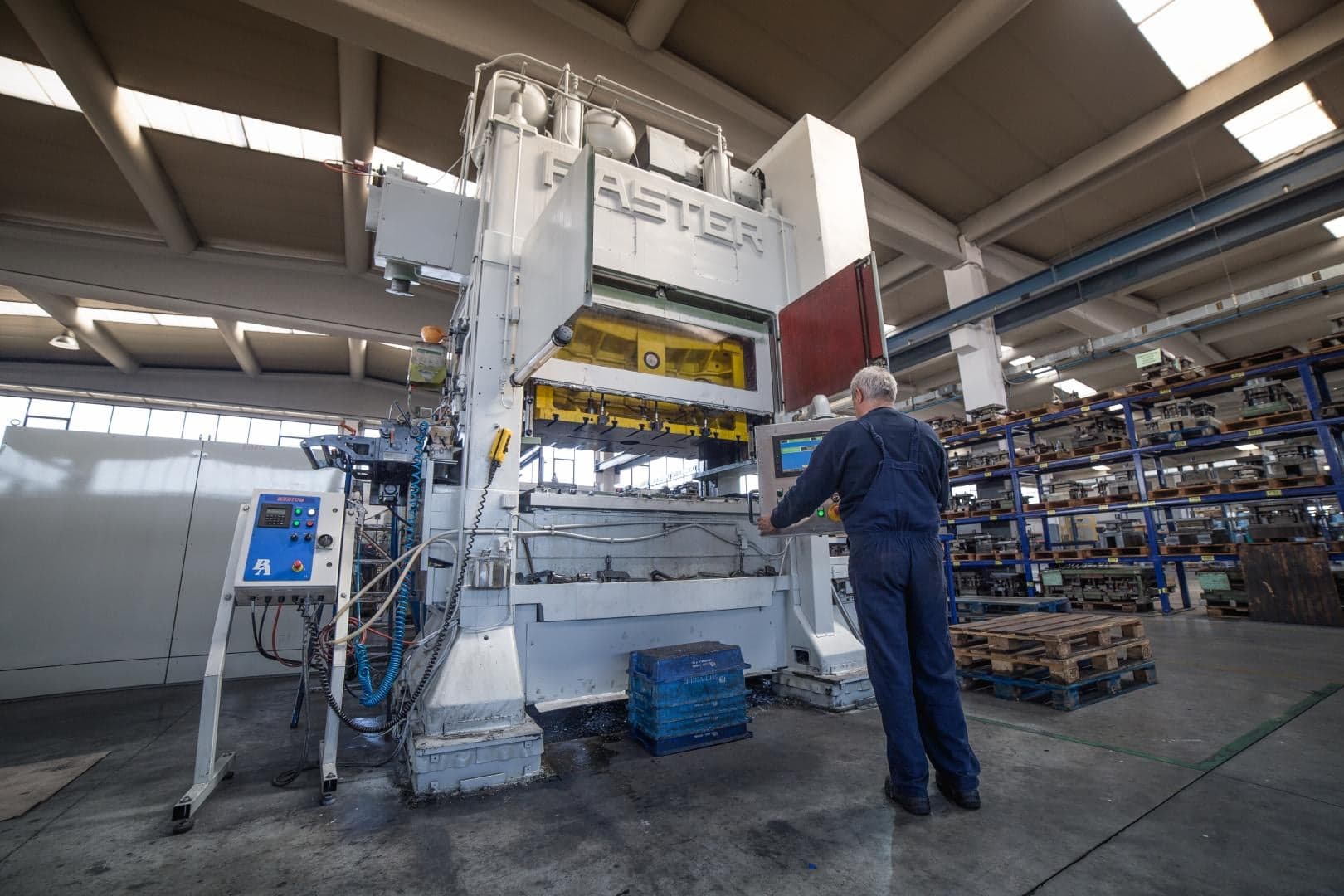 STAINLESS, ALUMINIUM & MORE 
AT VDL ROTECH